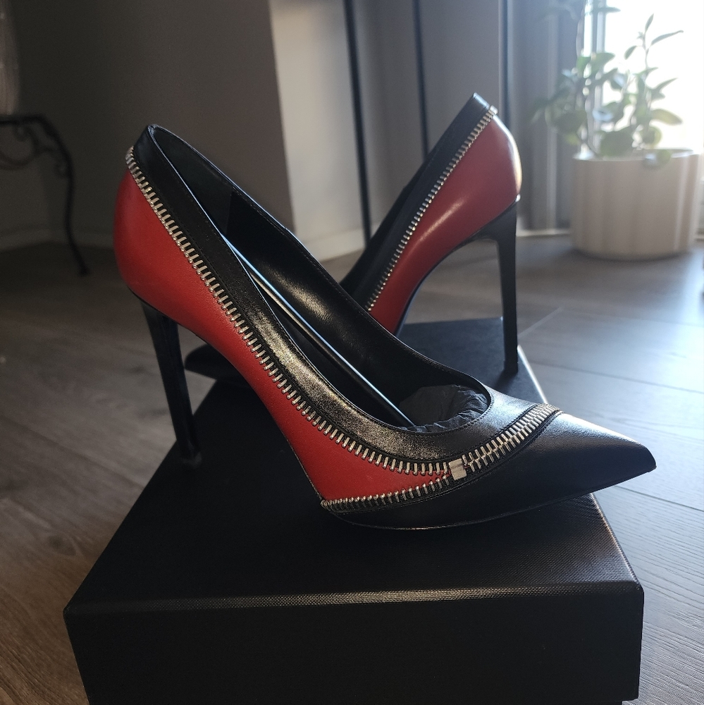 Saint Laurent Red and Black Leather Zipper Pointed Toe pumps